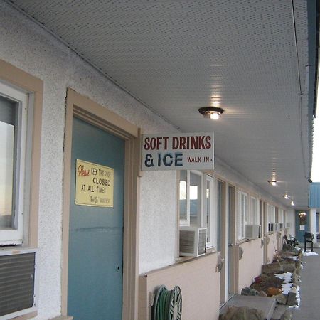 Parkway Motel & European Lodges Pincher Creek Eksteriør bilde